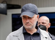 包含暖心，切尔西退休员工赛后给穆帅准备了他最喜欢的词条